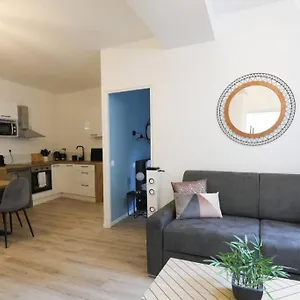  Appartement Pois3fond Large At Poissonnière - 4p
