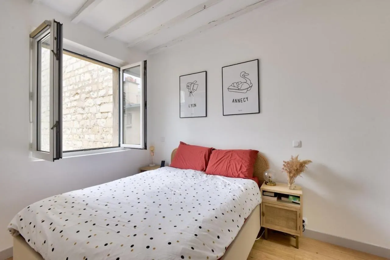 Magnificent T3 In The 9Th District Apartment Paris